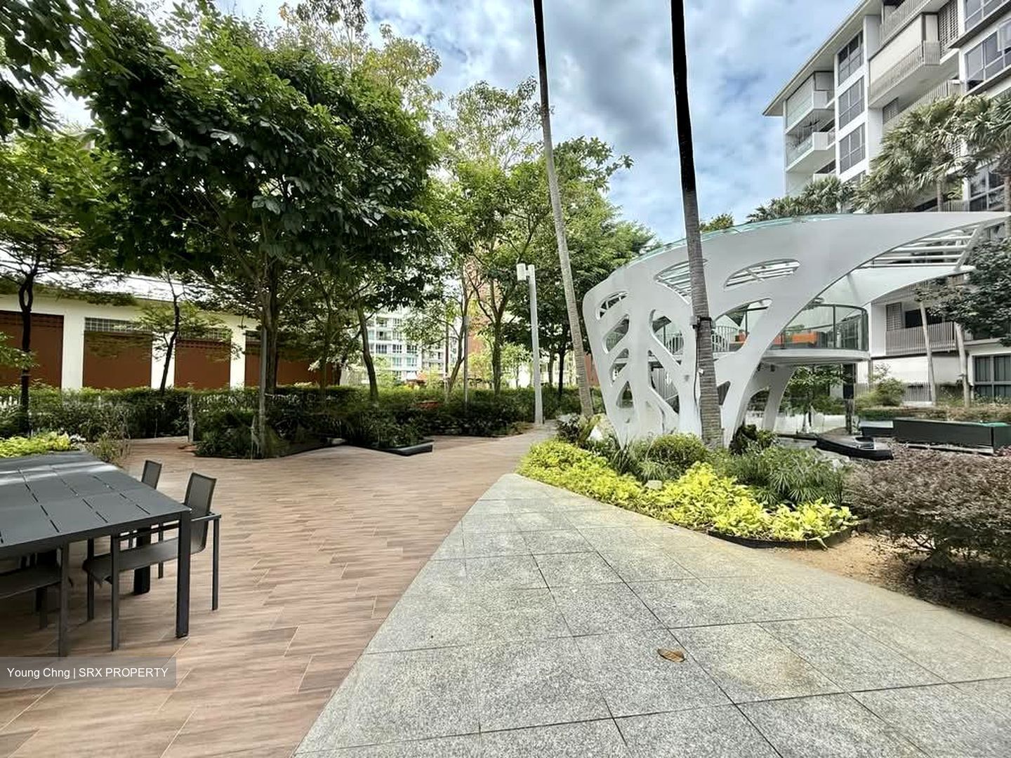 The Inflora (D17), Condominium #576208081